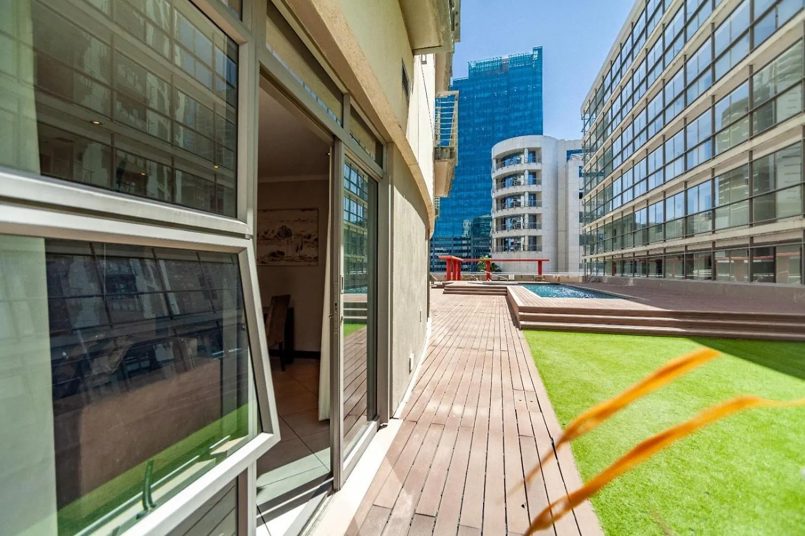 Modern 1 Bedroom Apartment No Loadshedding Kapstadt