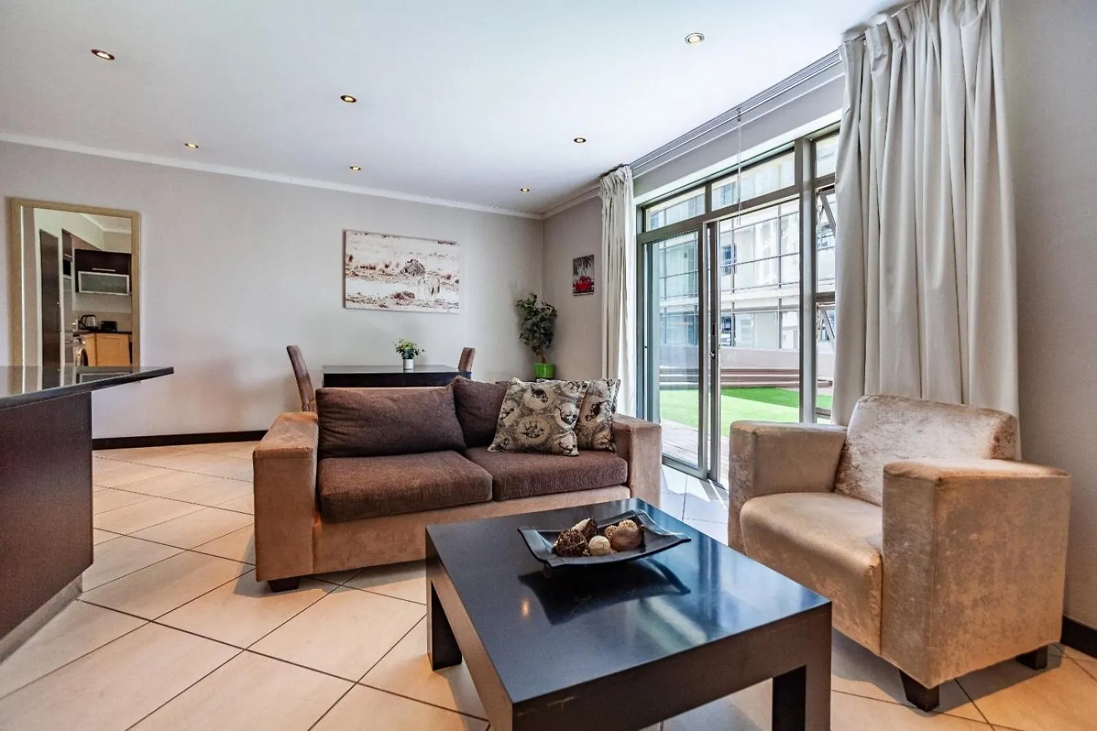 Modern 1 Bedroom Apartment No Loadshedding Kapstadt Südafrika