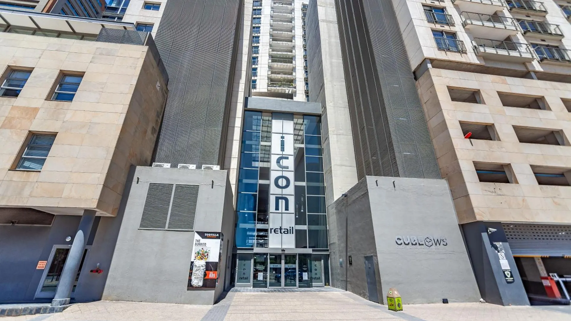Modern 1 Bedroom Apartment No Loadshedding Kapstadt 0*,  Südafrika